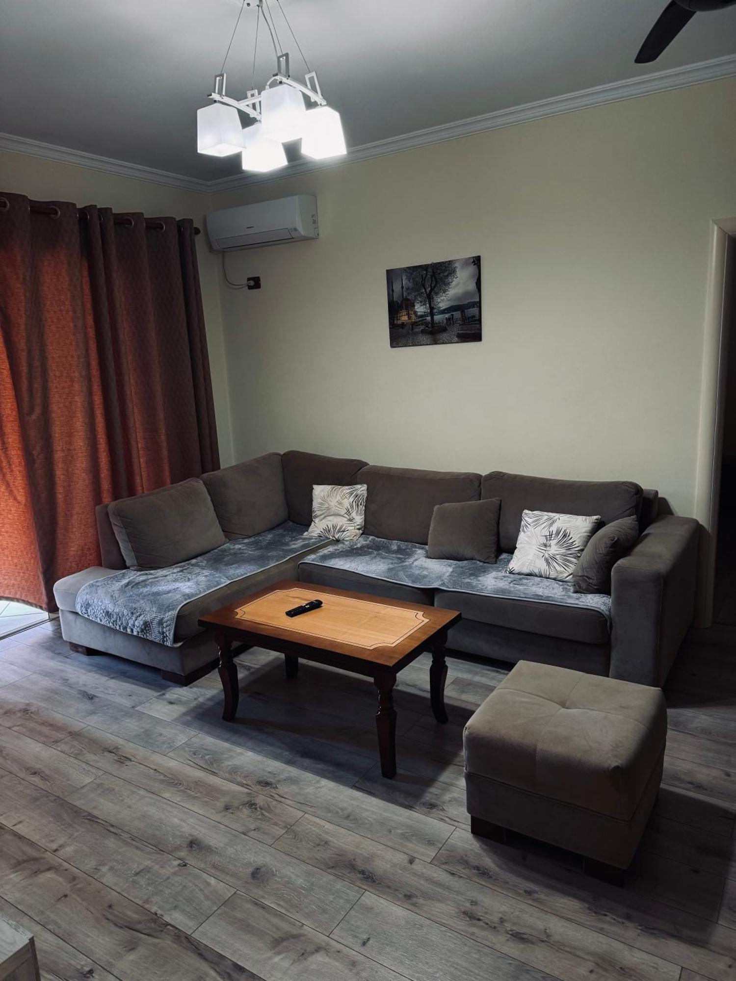 Family Apartments Саранда Екстер'єр фото